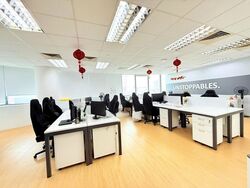 Orangetee Building (D12), Office #636775471